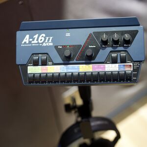 Aviom A-16II personal mixers