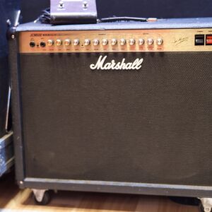 Marshall JCM600